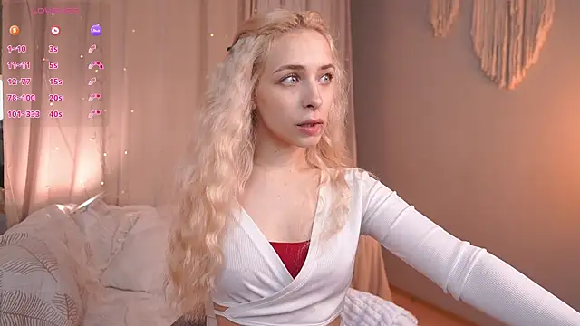 ShinyBarbie's Live XXX Chat