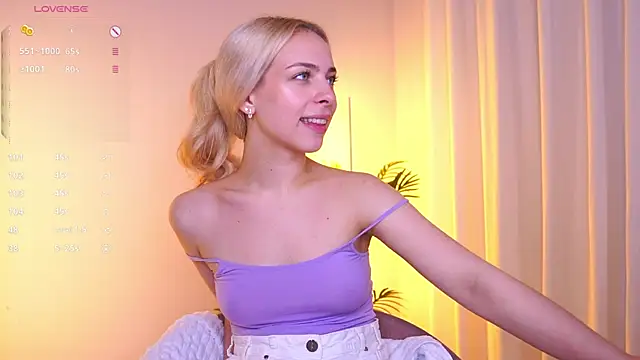 ShinyBarbie's Live XXX Chat