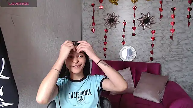 Evagirl69's Live XXX Chat