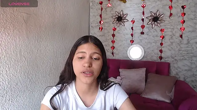 Evagirl69's Live XXX Chat