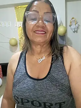 Chat +18 de Vickyfox_ ao vivo