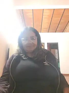 Vickyfox_'s Webcam Show