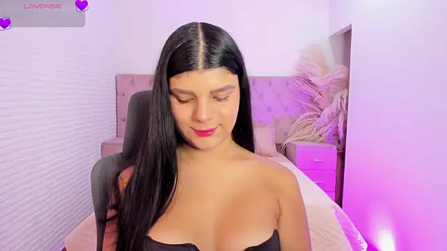 عرض كام PauliinaBelle_