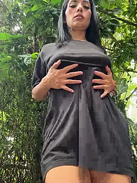 Chatroom XXX en direct de AlisSon__hot
