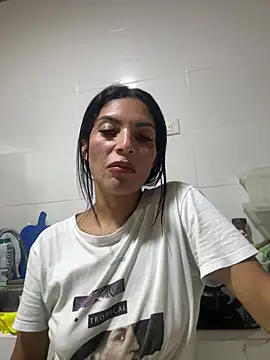 Chat XXX en directo de AlisSon__hot