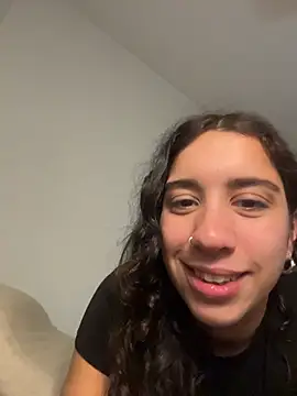 Chat +18 de Souphicherry ao vivo