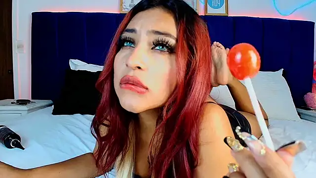 XXX chat uživo modela Naiaa_Cruz