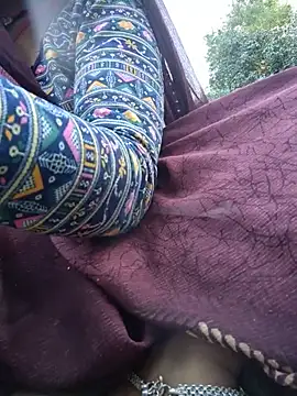 Monika_thakurr's Webcam Show