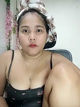 maurinelovexx Pertunjukan Webcam
