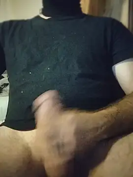 Yhnist34's Live XXX Chat