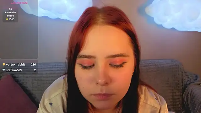 Alis_Platt Adlı Modelin Canlı Sohbet Odası