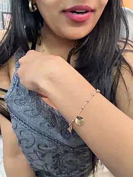 escape_with_me's Webcam Show