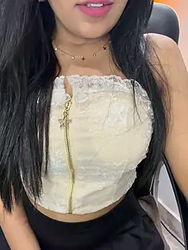 Chat +18 de escape_with_me ao vivo