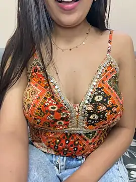 escape_with_me's Live XXX Chat