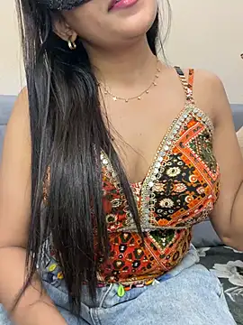 escape_with_me Webcam Show