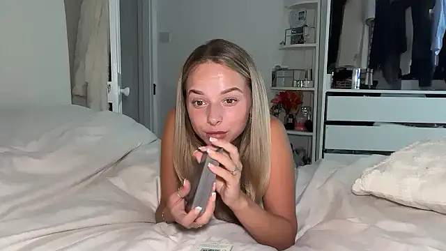 KayleeBella – webcam-show