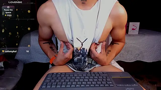 Chatroom XXX en direct de LiamDeep