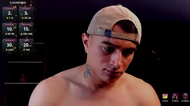 LiamDeep Show Webcam