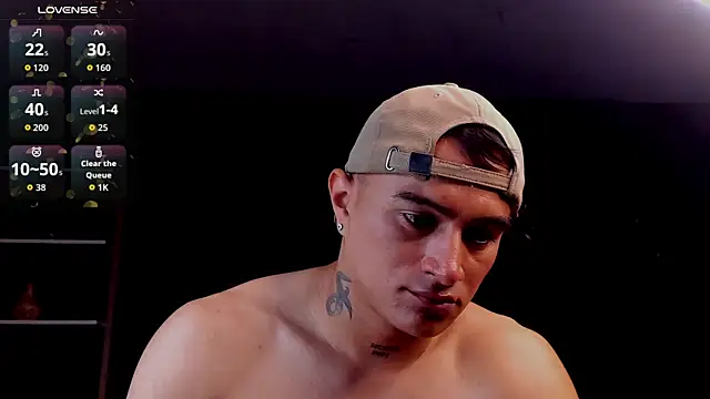 LiamDeep Show Webcam