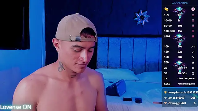Živý XXX chat LiamDeep