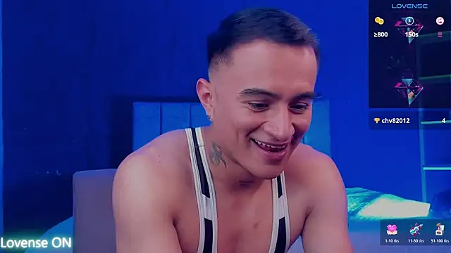 دردشة LiamDeep الجنسية المباشرة