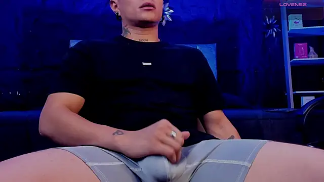 Czat XXX na żywo – LiamDeep