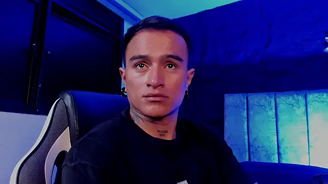 LiamDeep webkamerás műsora