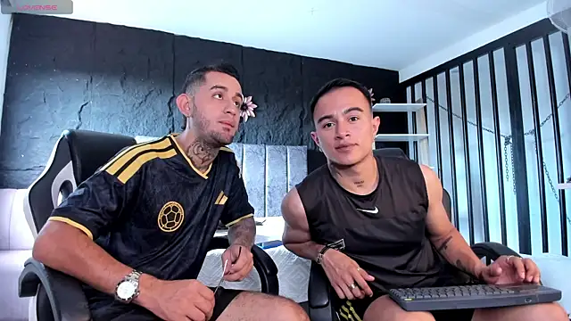 LiamDeep Pertunjukan Webcam