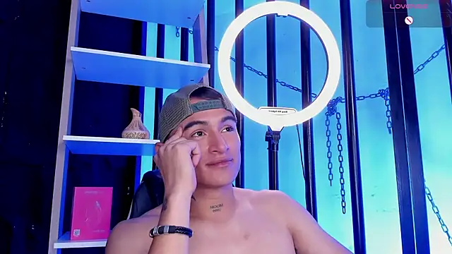 LiamDeep webkamerás műsora
