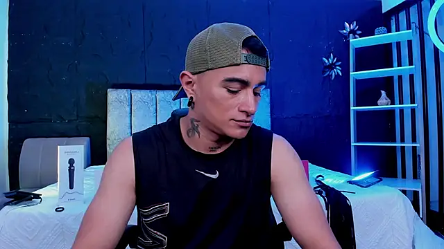 عرض كام LiamDeep