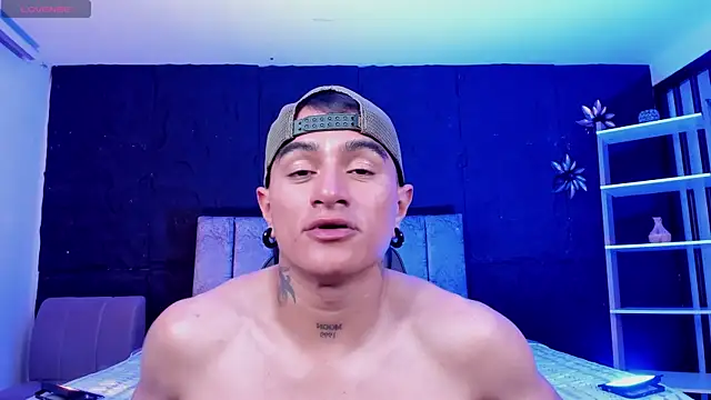 Вебкам-шоу LiamDeep