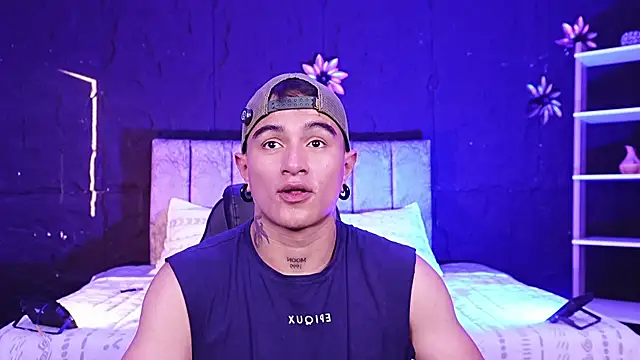 LiamDeep Webcam show