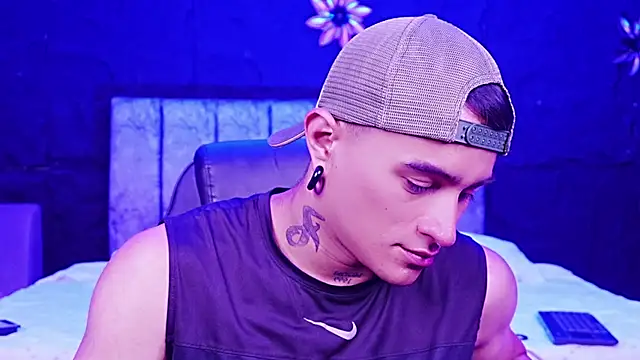 LiamDeep webcam show