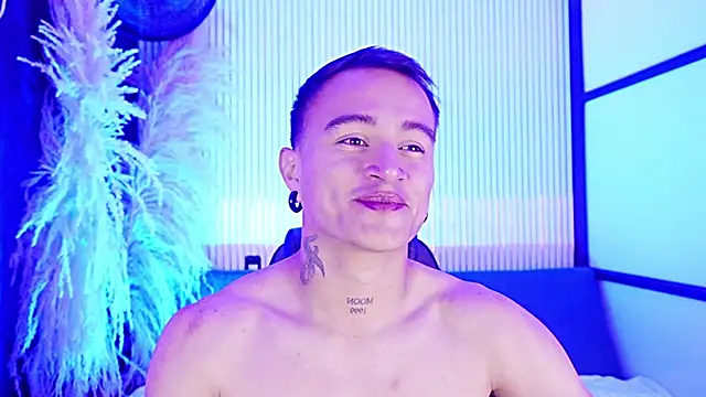 عرض كام LiamDeep