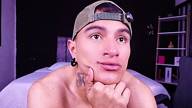 LiamDeep Pertunjukan Webcam