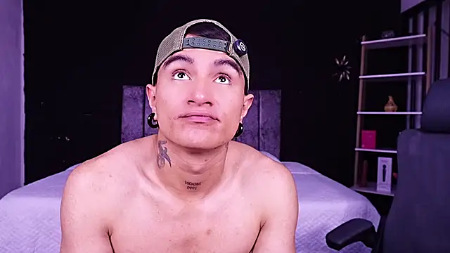 LiamDeep webcam show
