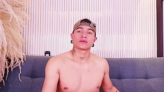 عرض كام LiamDeep