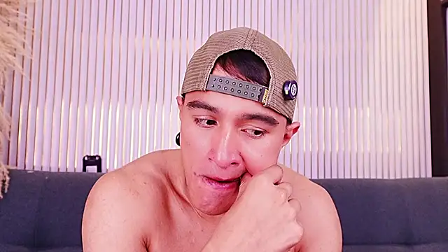 LiamDeep Live XXX-Chat