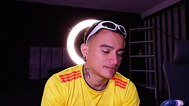 LiamDeep: вебкам-шоу