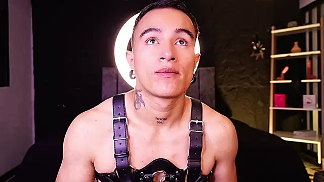 LiamDeep Show Webcam
