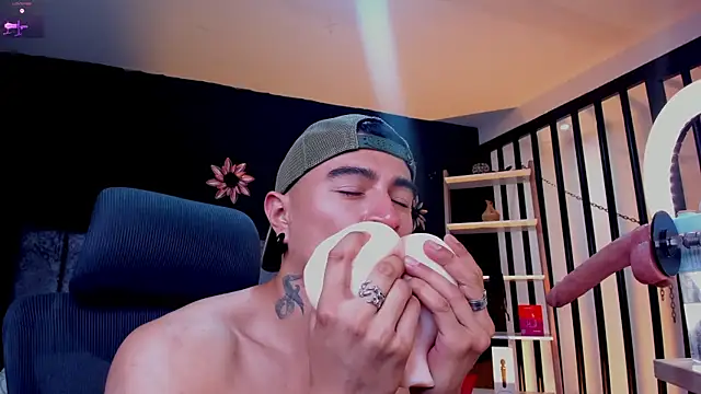 LiamDeepn Webbikameraesitys