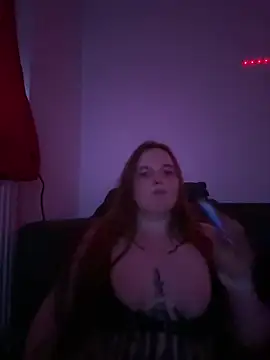 Vanicurvy's Webcam Show