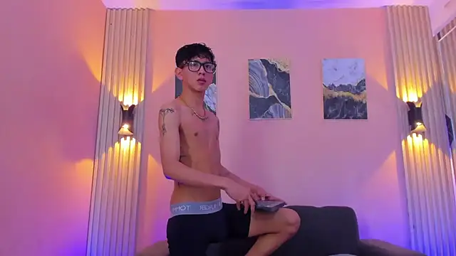 Marcus_and_Tony Webcamshow