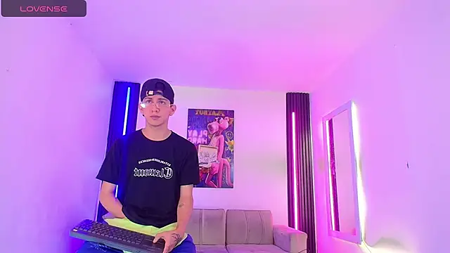 Marcus_and_Tony Webcamshow