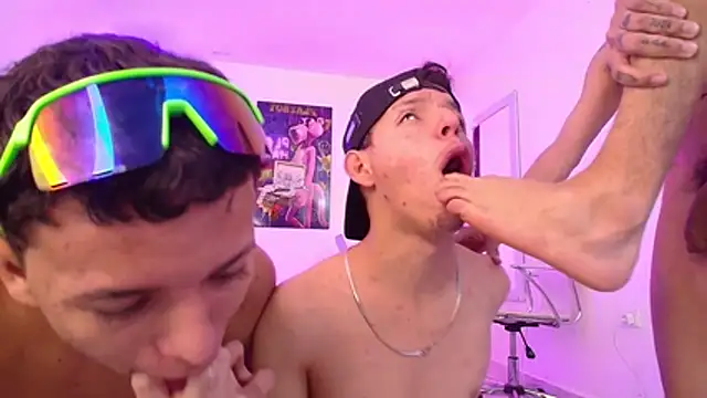 Marcus_and_Tony: вебкам-шоу