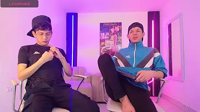 Marcus_and_Tony Webcam show