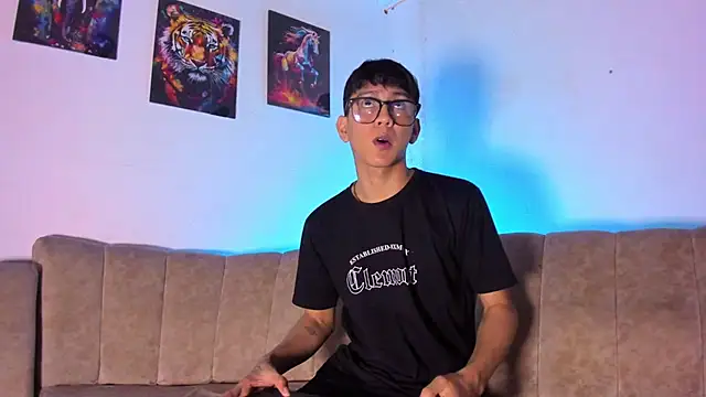 Marcus_and_Tony Show Webcam