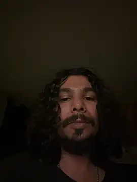 daddyvibes: διαδικτυακό σόου στην κάμερα