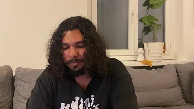 Show modela daddyvibes na web-kameri
