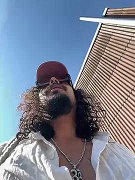 daddyvibes Show in webcam